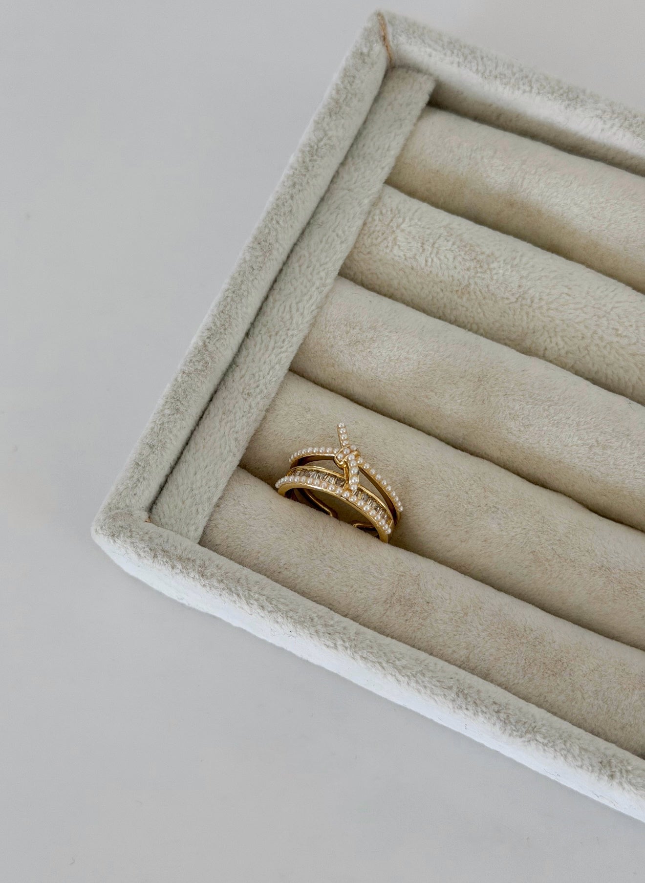 Crossed Band Ring