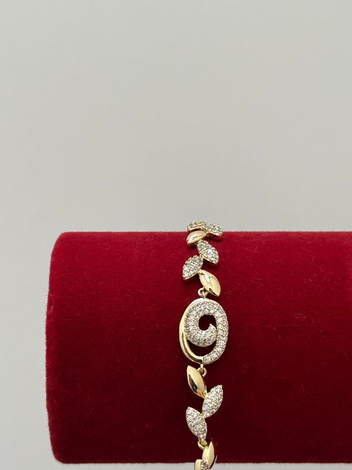Ivy Glow Bracelet