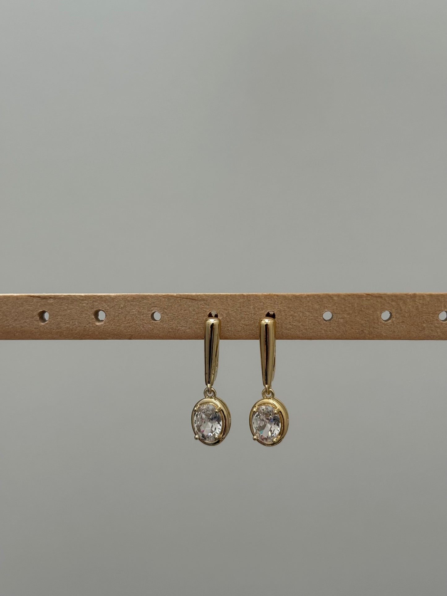 Crystal Drop Earring