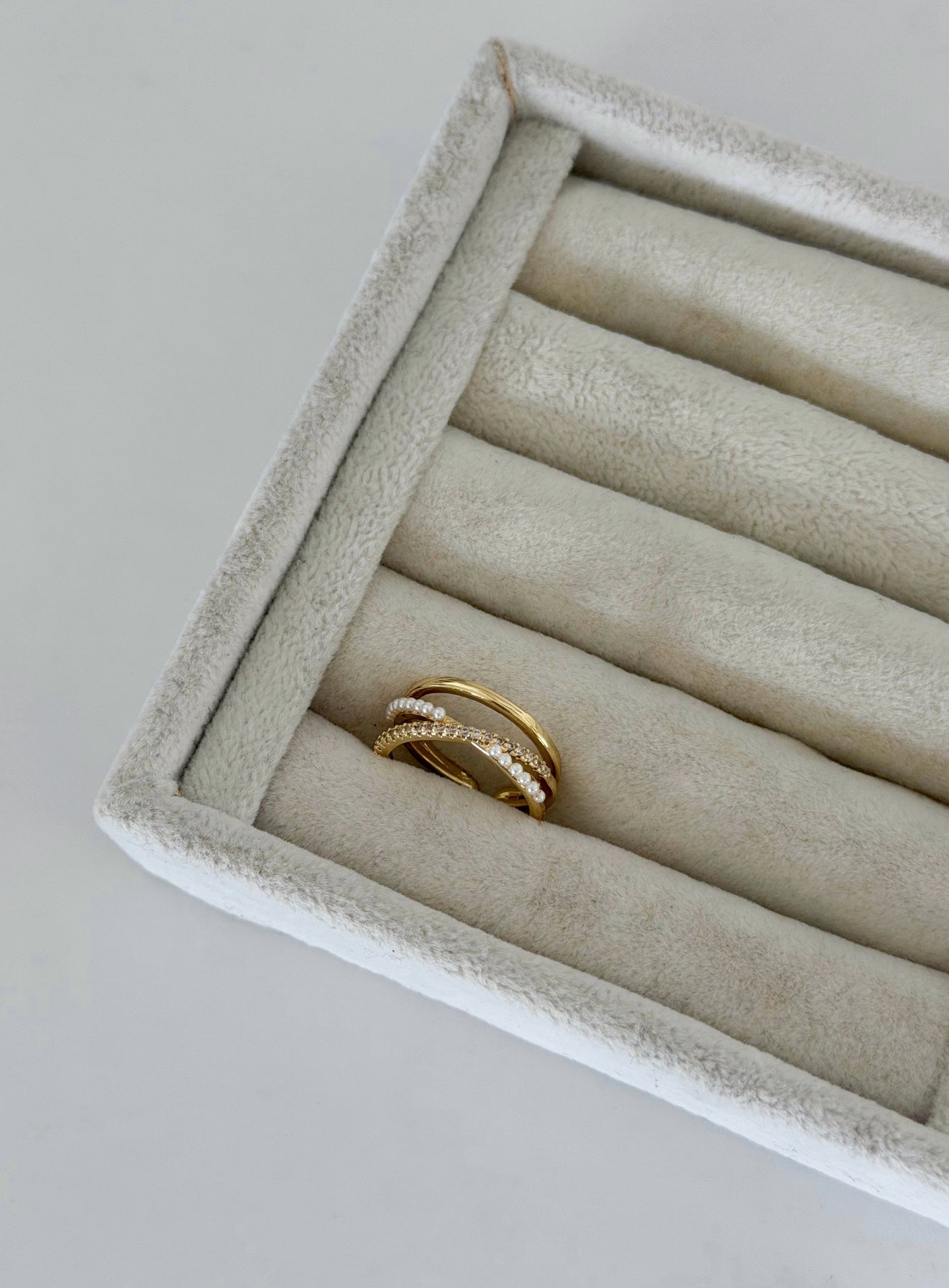 Double Wave Ring