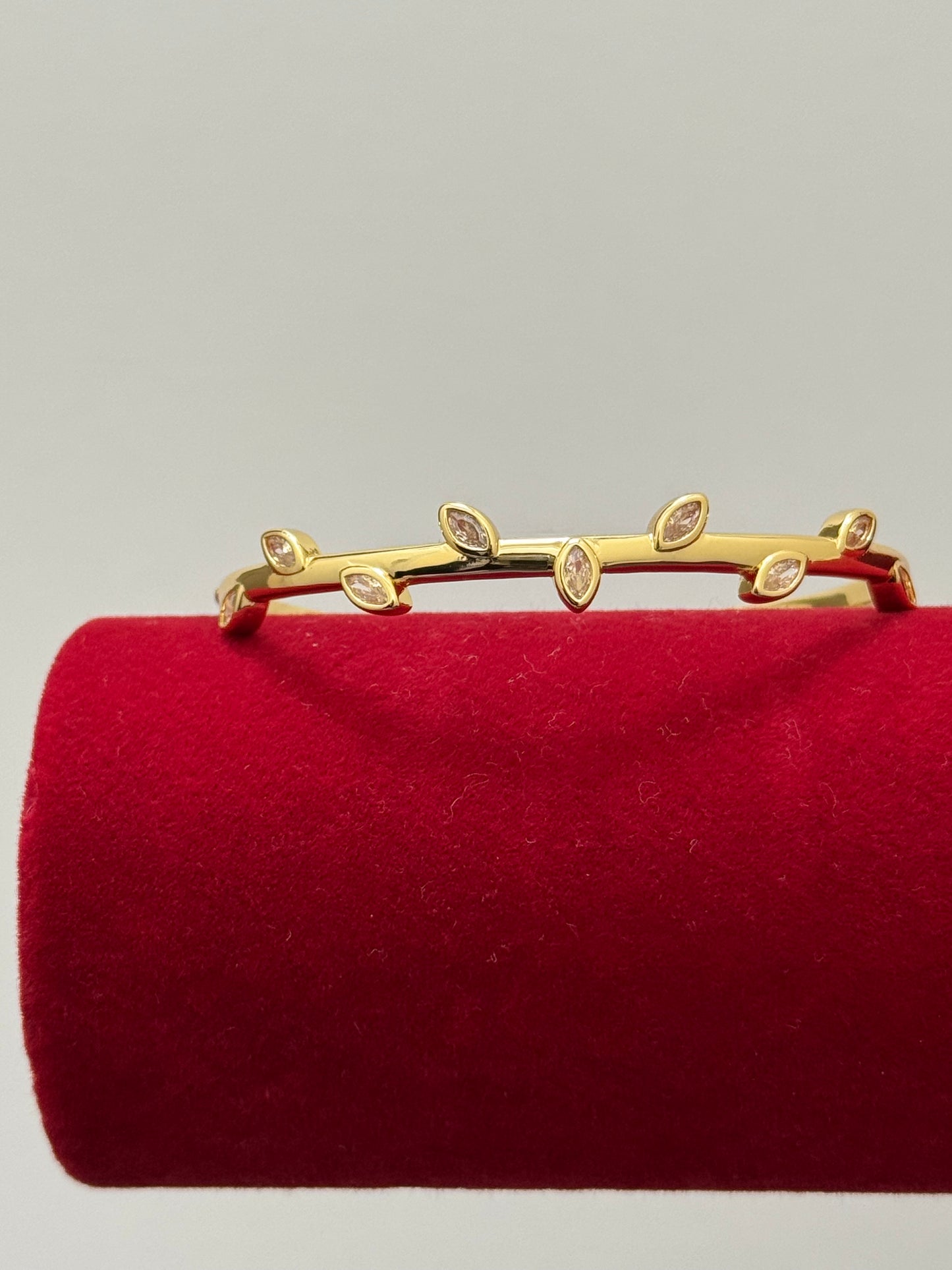 Leaf Cuff