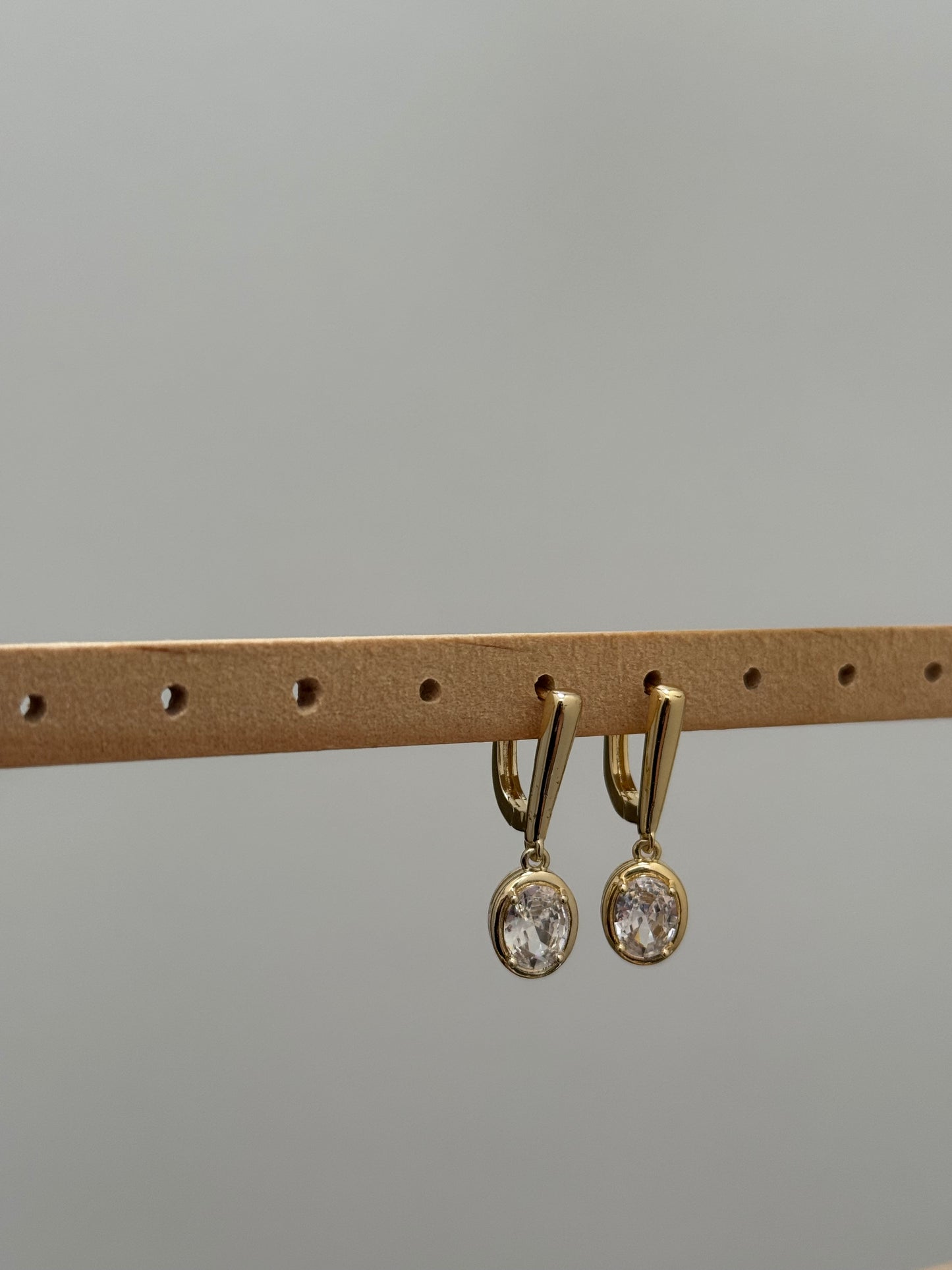 Crystal Drop Earring