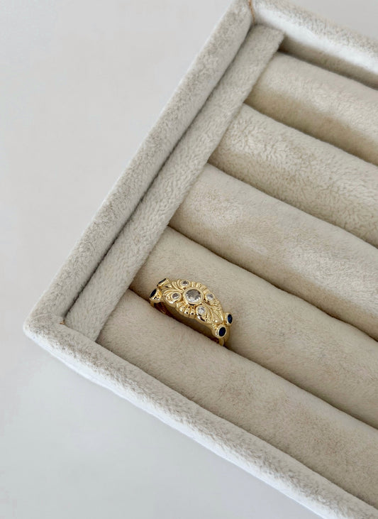 Vintage Aura Ring