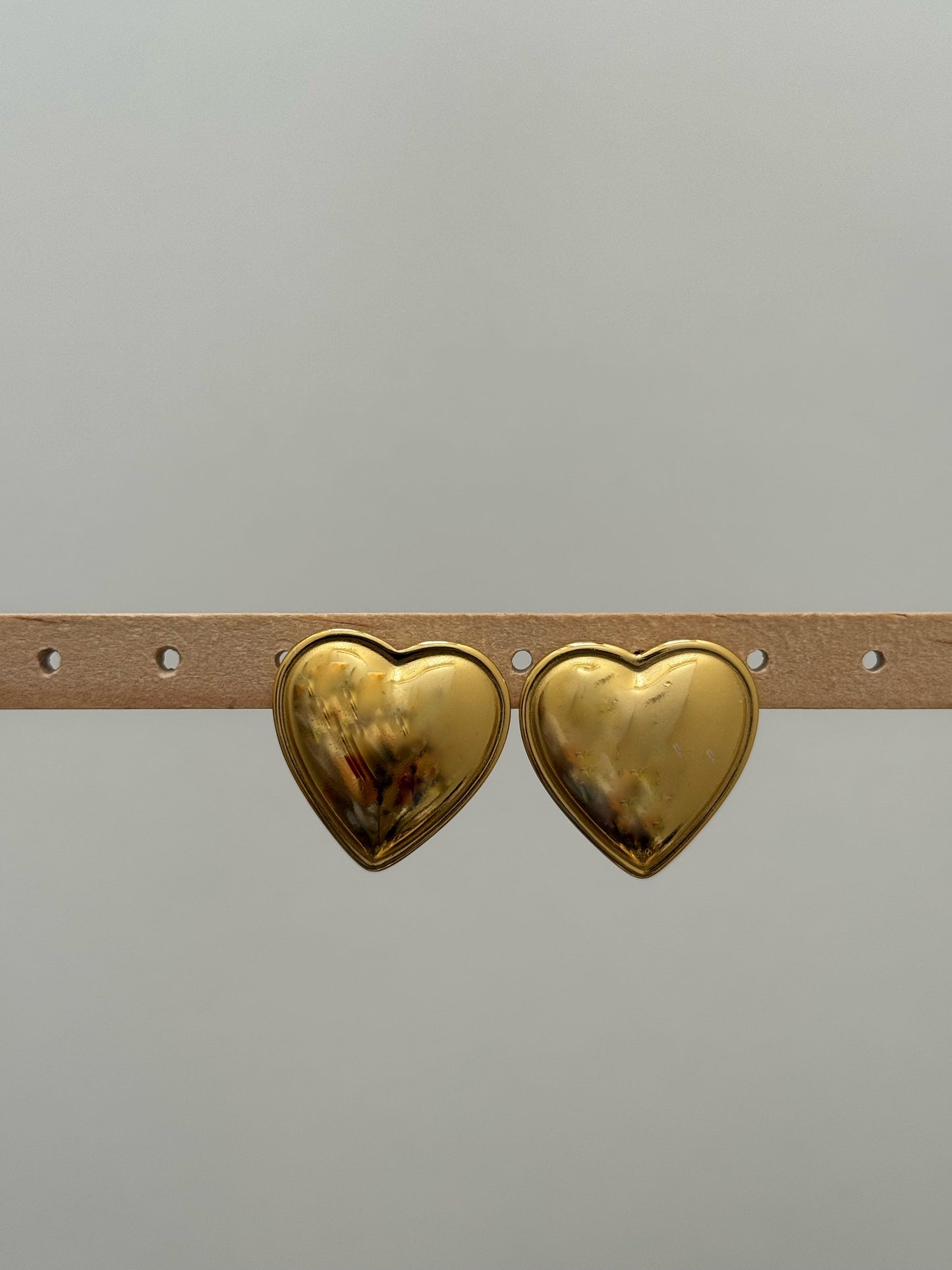 Luna Love Earring