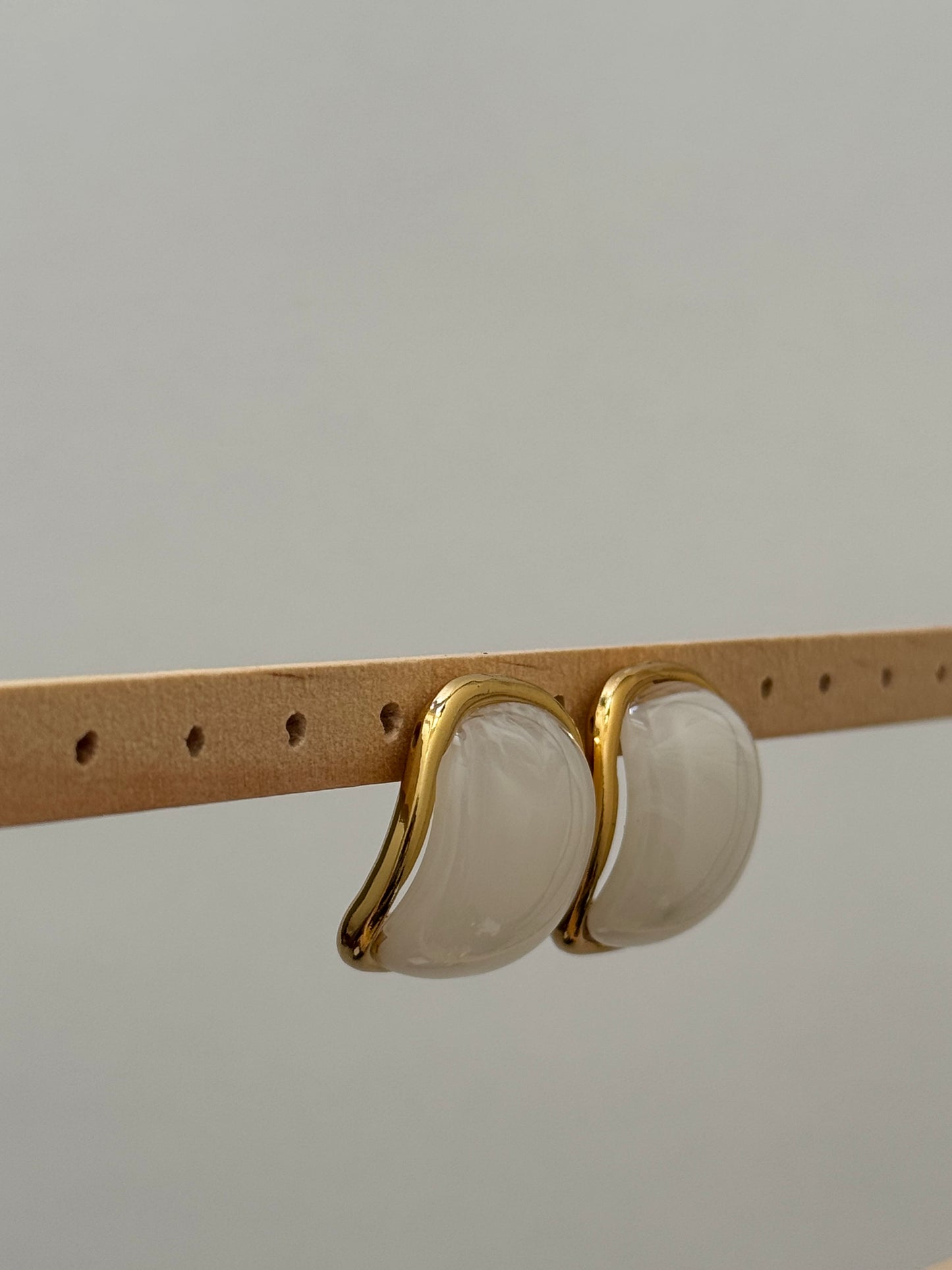 Ivory Frame Earring