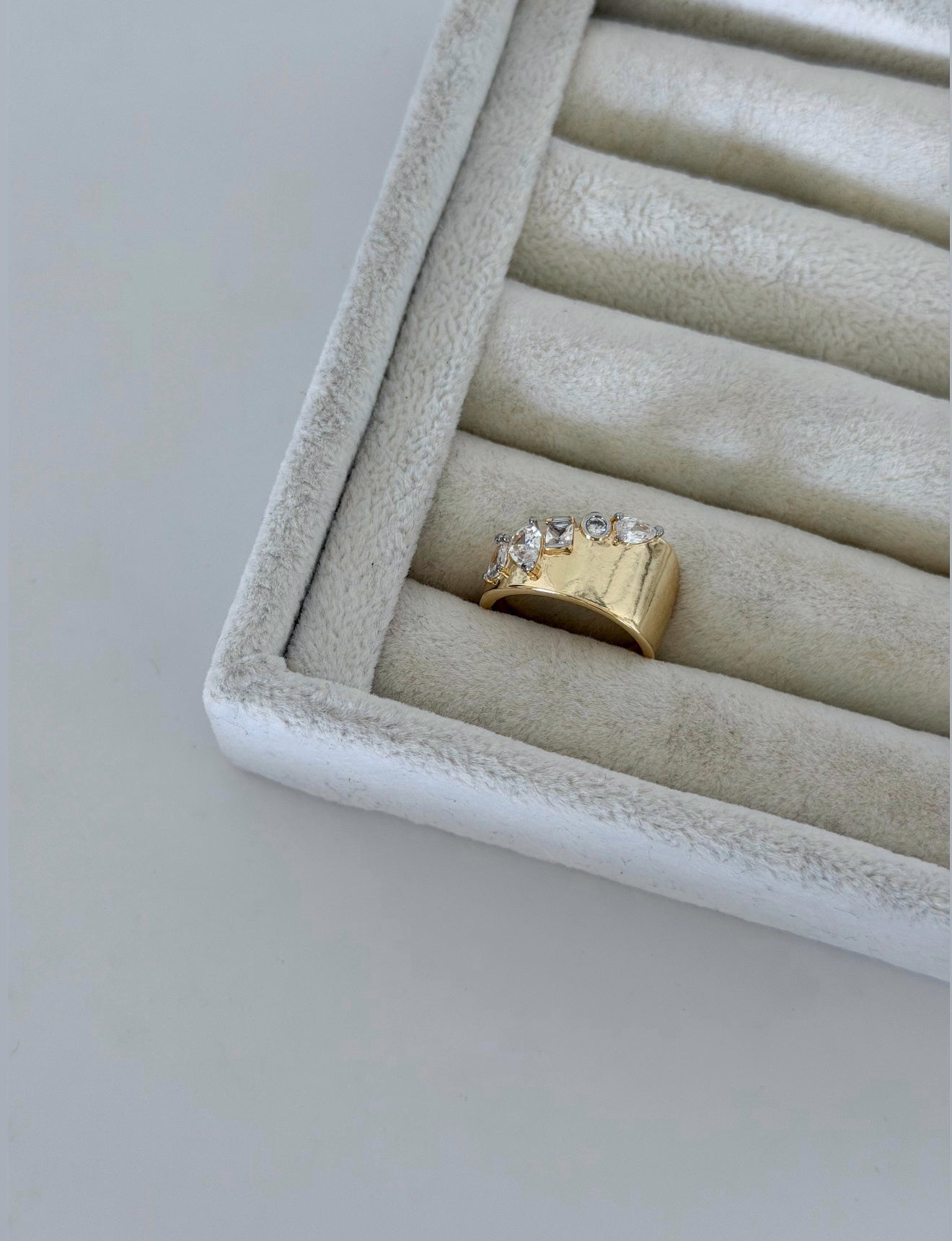 Golden Tiara Ring